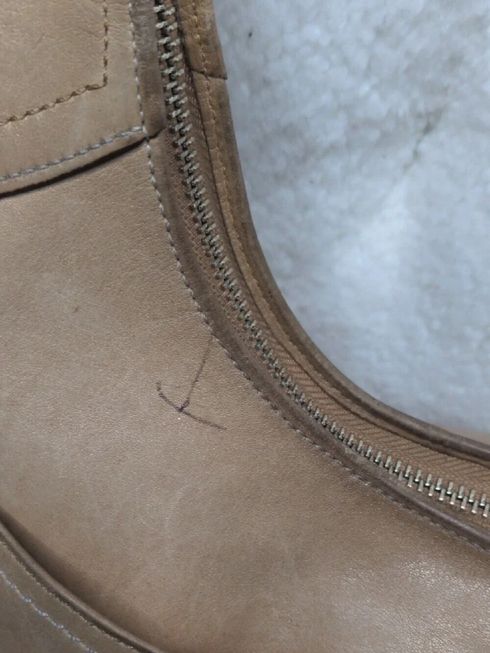 Coach soft beige